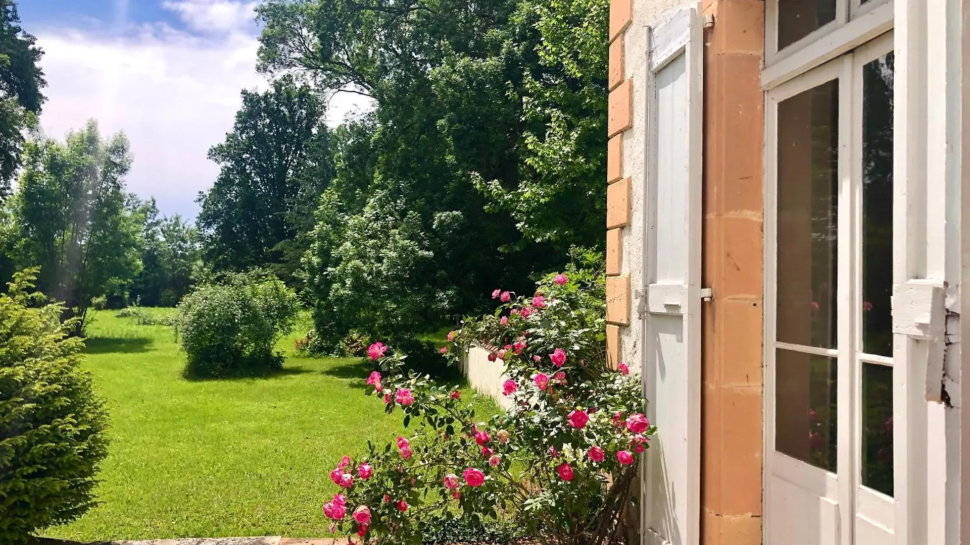 Bed & Breakfast Chateau De La Coutere Saint-Laurent  France